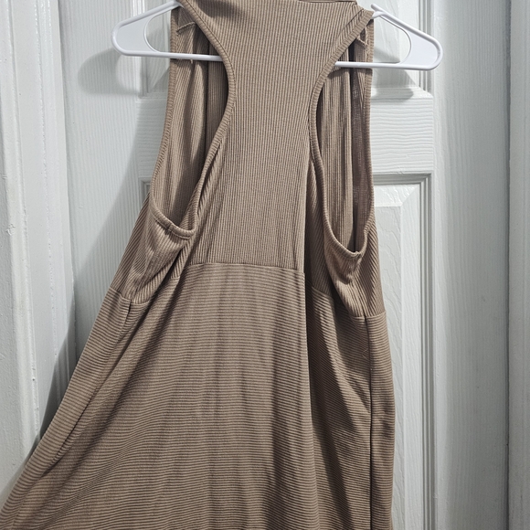 Cato Tan Vest Size Large - Picture 4 of 4